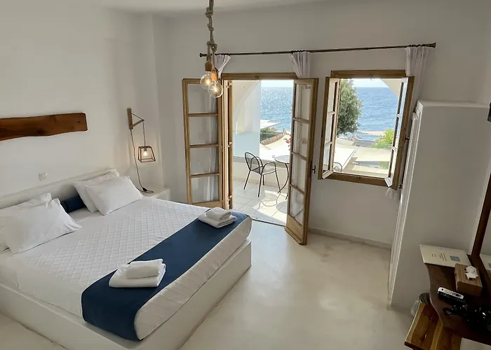 Santorini Crystal Blue Boutique Hotel 4*