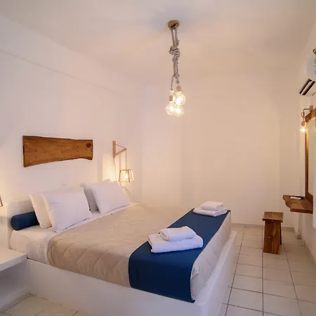 Santorini Crystal Blue Boutique Szálloda