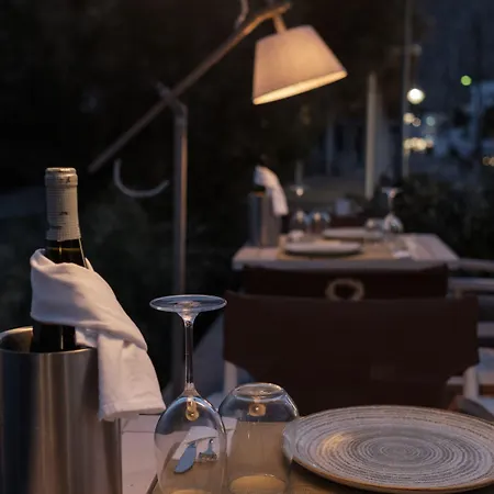 Santorini Crystal Blue Boutique 4*