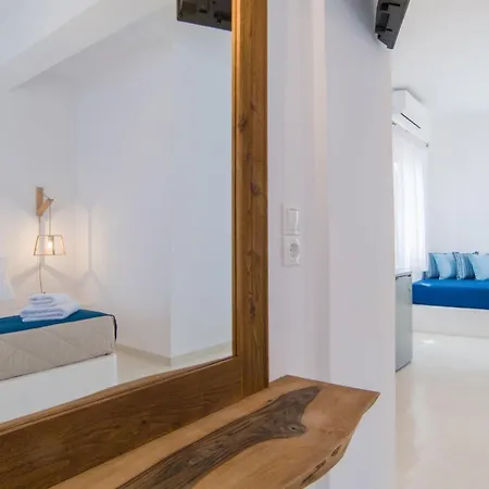 Santorini Crystal Blue Boutique 4*