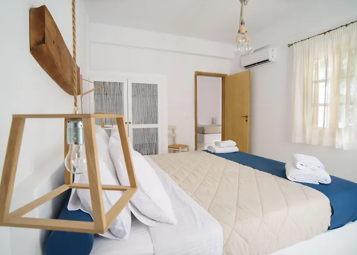 Ξενοδοχείο Santorini Crystal Blue Boutique 4*