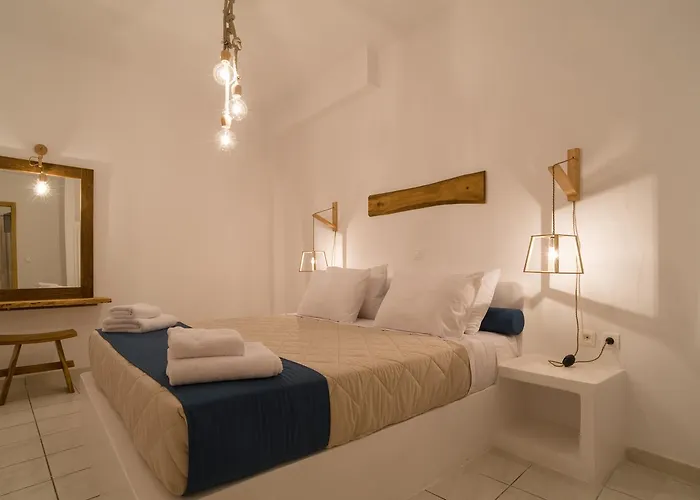 Santorini Crystal Blue Boutique Отель