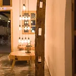 Santorini Crystal Blue Boutique 4* Kamári