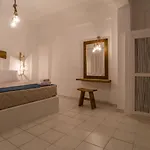 فندق Santorini Crystal Blue Boutique Kamári