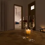 فندق Santorini Crystal Blue Boutique Kamári