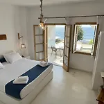 Santorini Crystal Blue Boutique فندق 4*