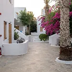 فندق Santorini Crystal Blue Boutique
