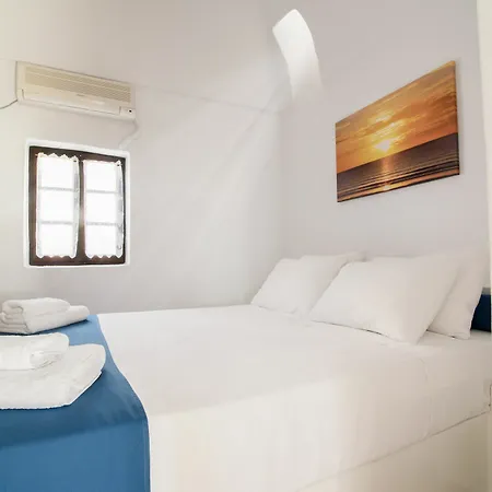 Santorini Crystal Blue Boutique 4* Kamári