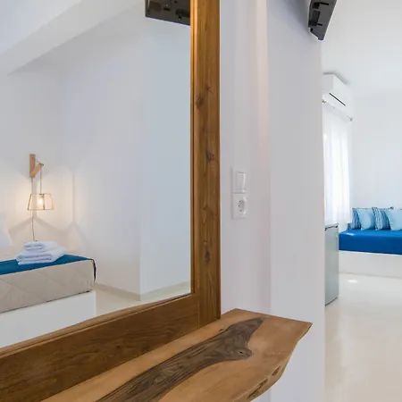 Santorini Crystal Blue Boutique 4*