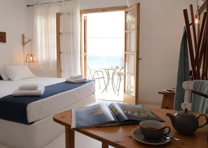 Santorini Crystal Blue Boutique Kamári