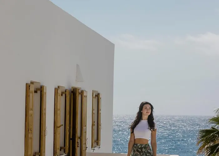 Santorini Crystal Blue Boutique Kamári